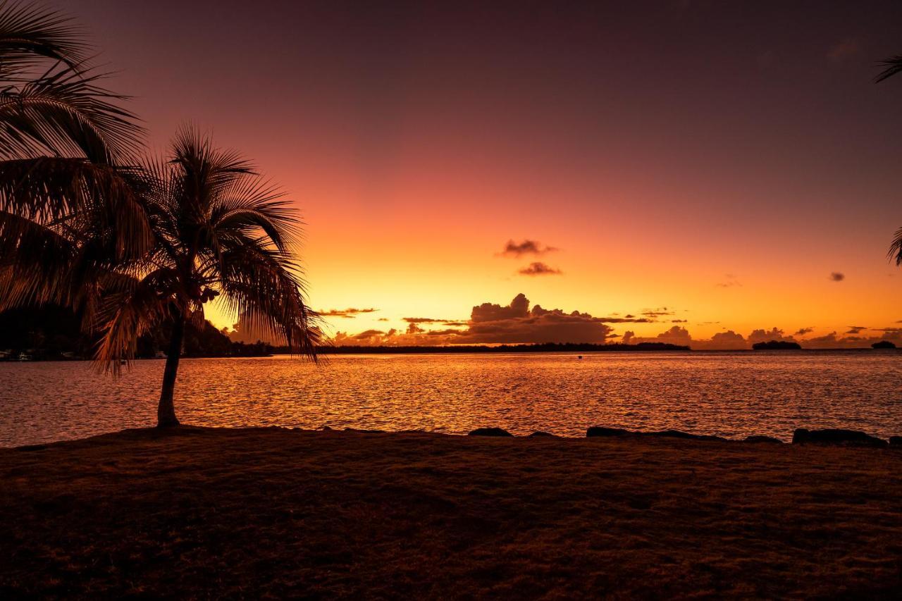 Waterfront Paradise 2 Br; Stunning Sunsets Bora Bora Bagian luar foto